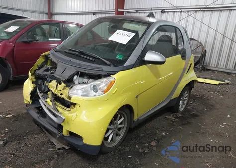 2008 Smart Fortwo Passion/Pure z USA, uszkodzony, nr VIN WMEEJ31X58K157718
